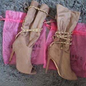 Fashion nova bootie heels